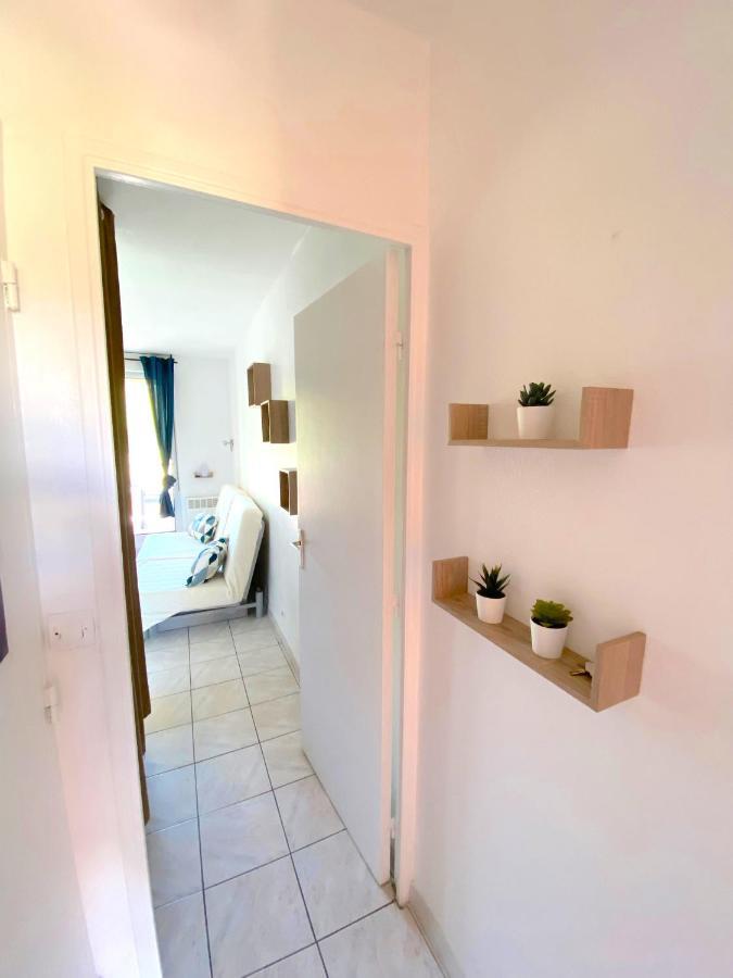 Appart 4 Pers Dans Residence Avec Piscine A 10 Min De La Plage Sanary-sur-Mer Exteriér fotografie